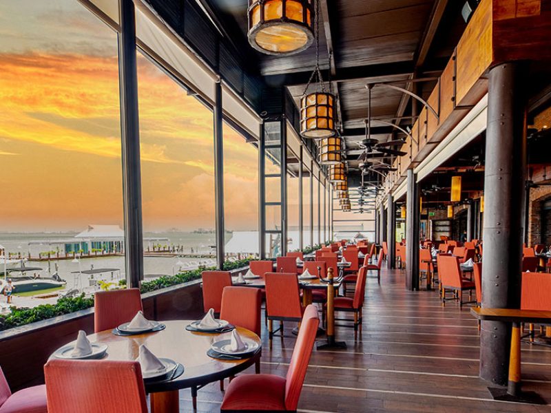 Reservar mesa en Puerto Madero — restaurante argentino